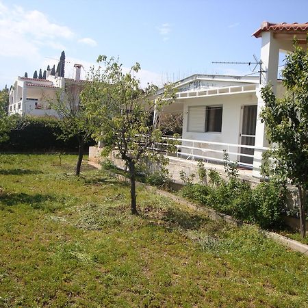 Three Bedroom Country House Magoula  Exterior photo
